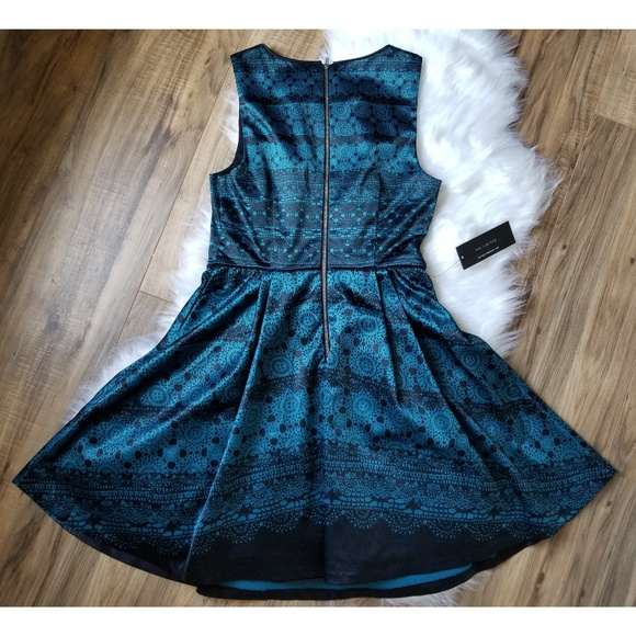 •SOLD• The Limited Sleeveless Fit and Flare Dress - Picture 6 of 7